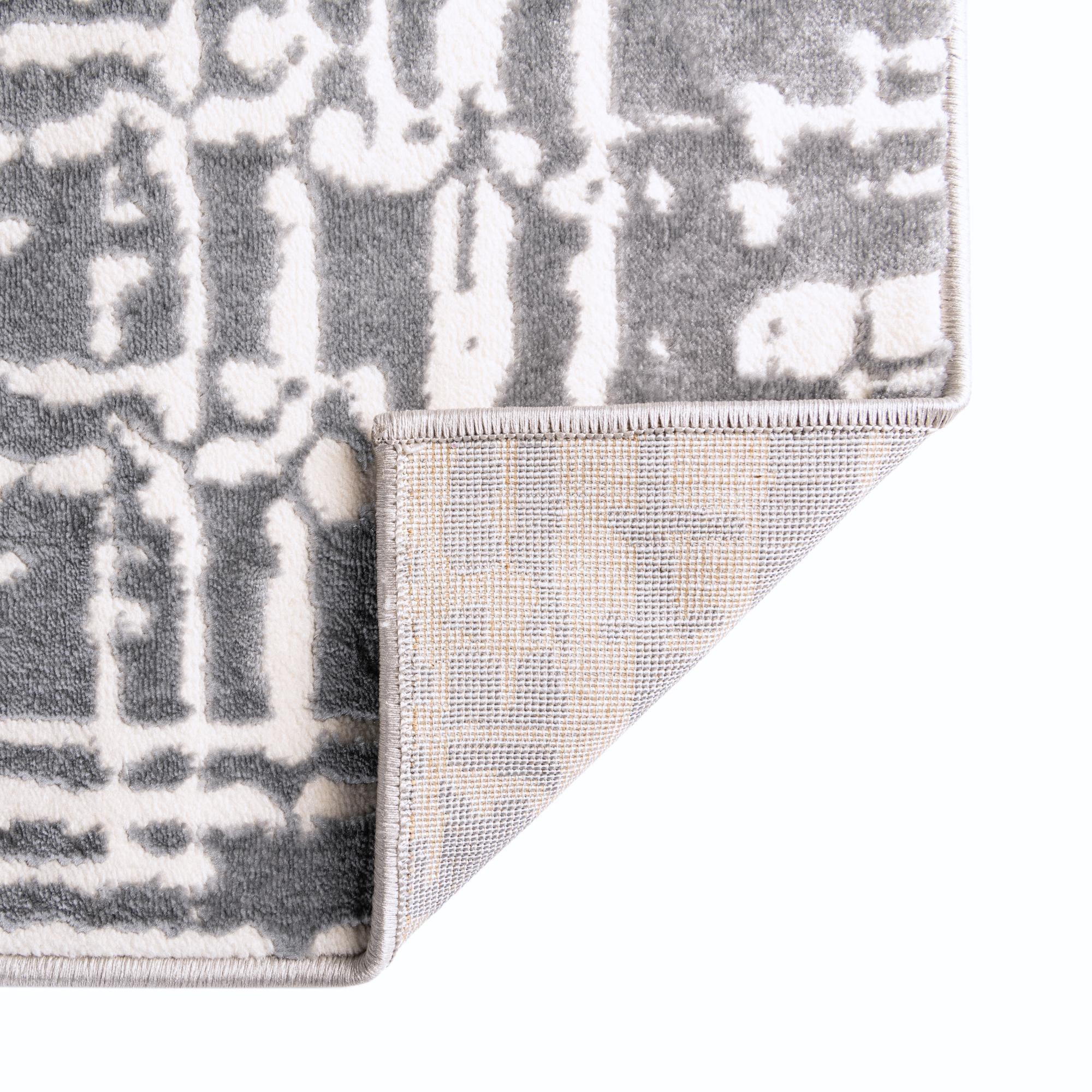 2' x 3' Vince Camuto Rug