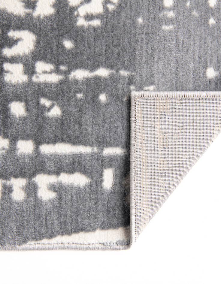 Detail image of 5' 3 x 8' Vince Camuto Rug