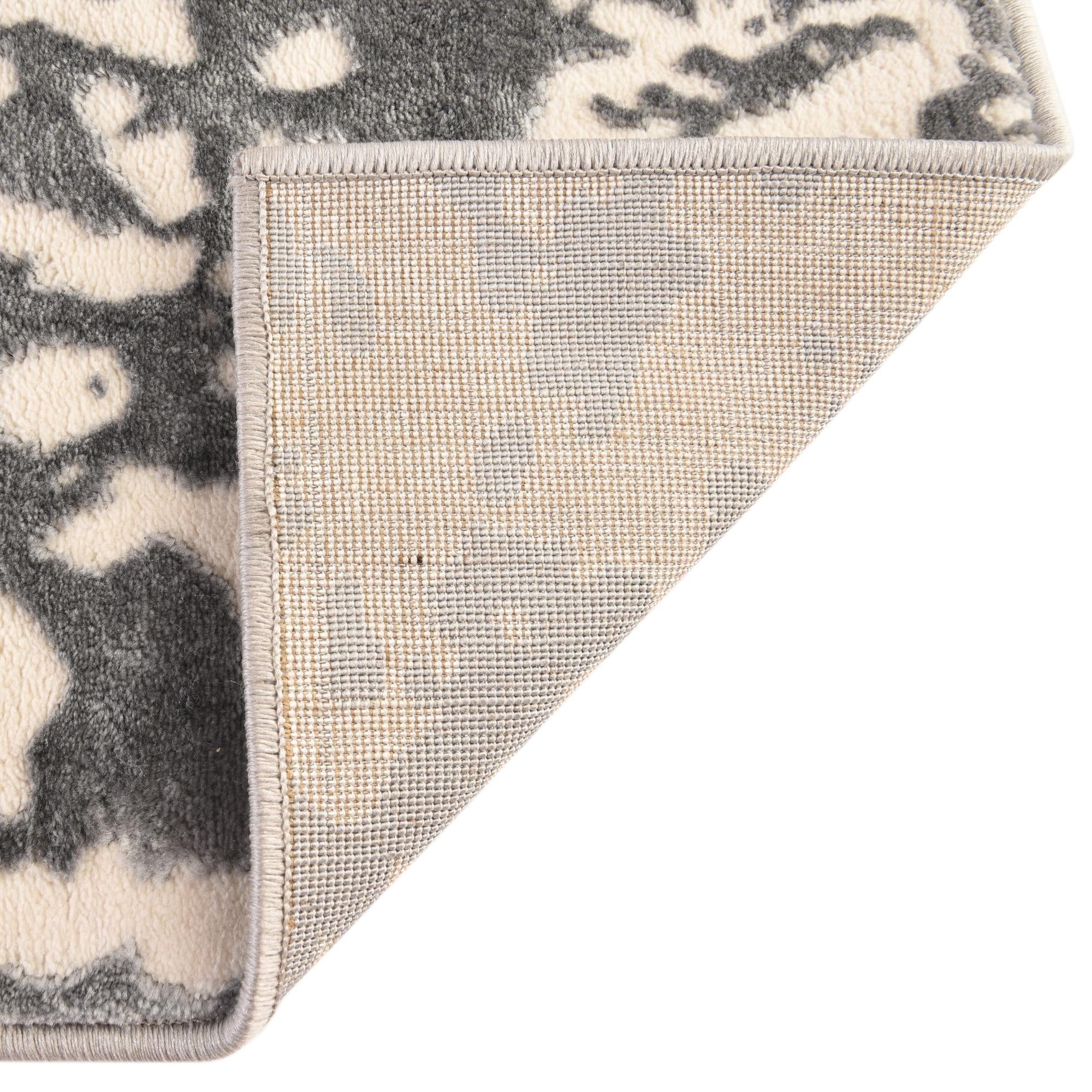 5' 3 x 8' Vince Camuto Rug
