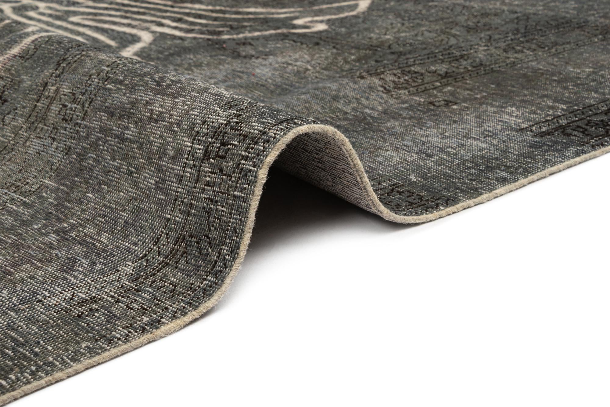 8' 3 x 10' 8 Vintage Royal Rug