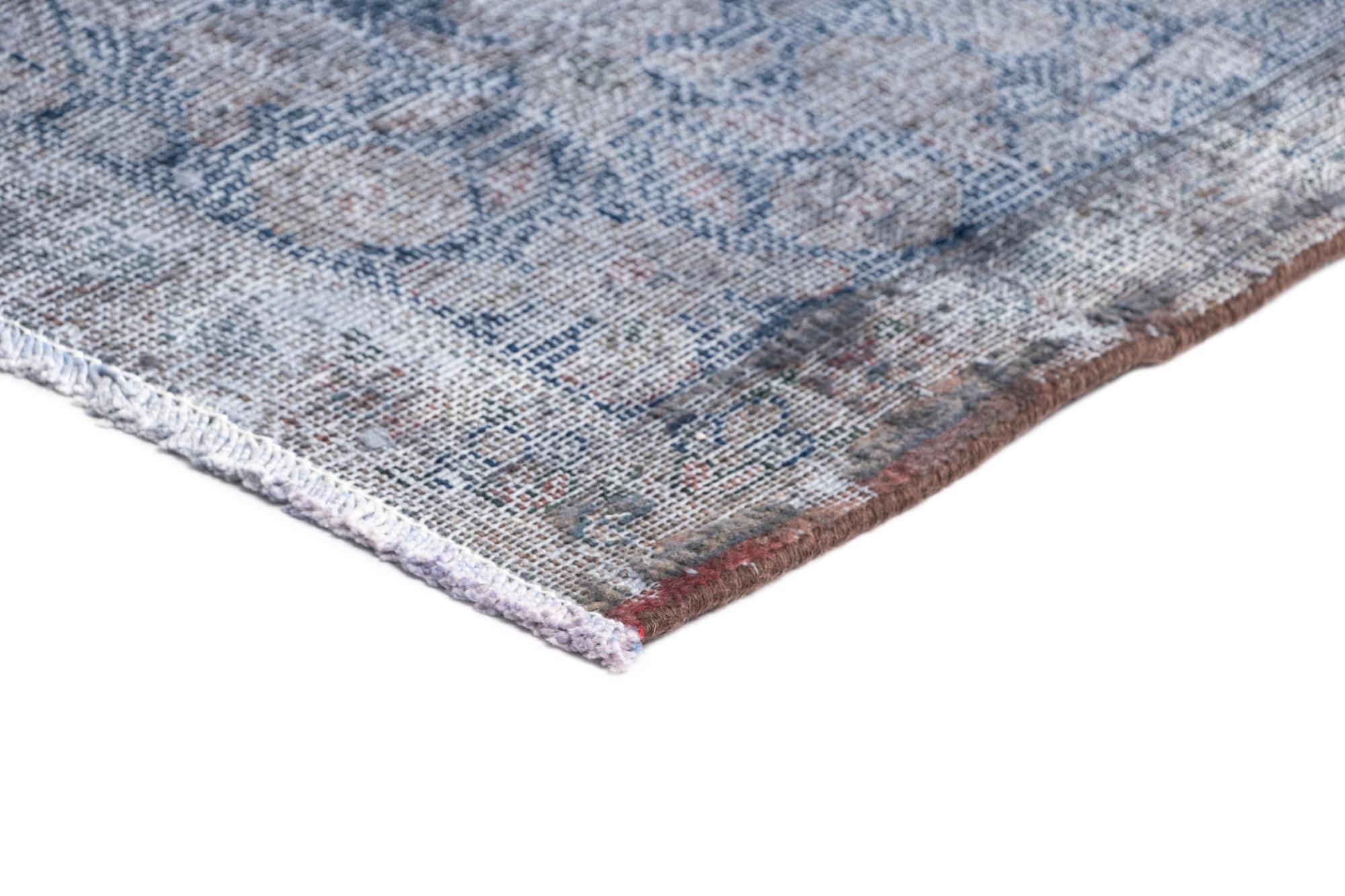 8' 9 x 11' 5 Vintage Royal Wool Rug