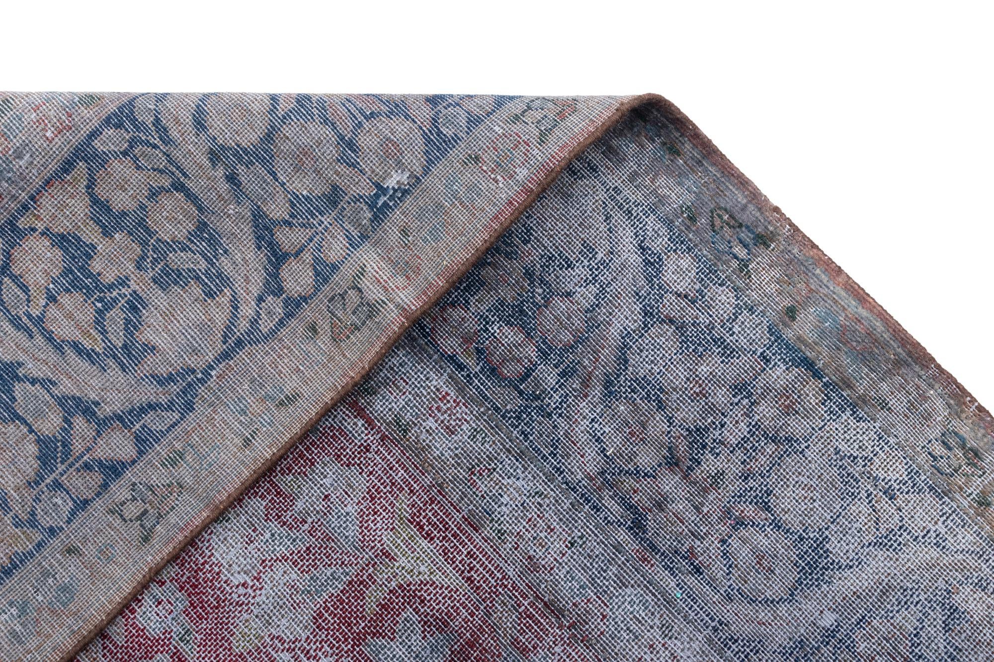 8' 9 x 11' 5 Vintage Royal Wool Rug
