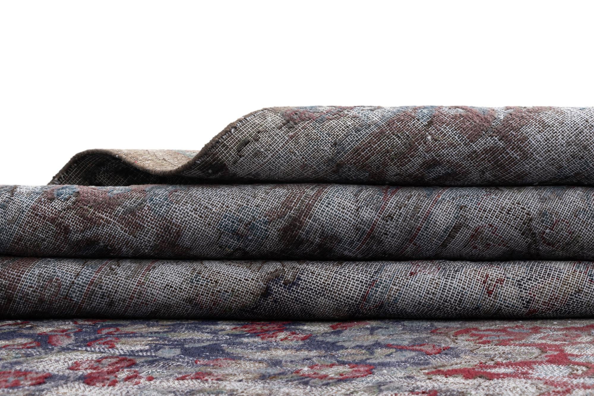 9' 7 x 13' 2 Vintage Royal Wool Rug