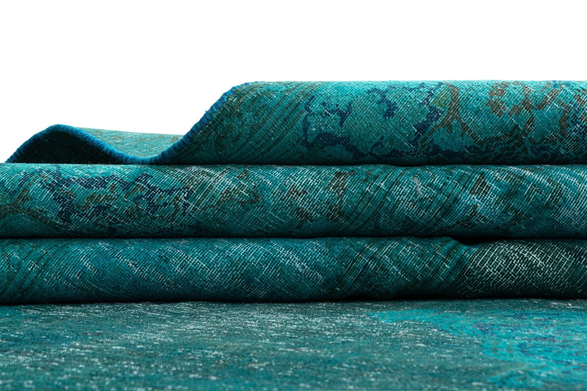 9' 6 x 12' 4 Vintage Royal Wool Rug