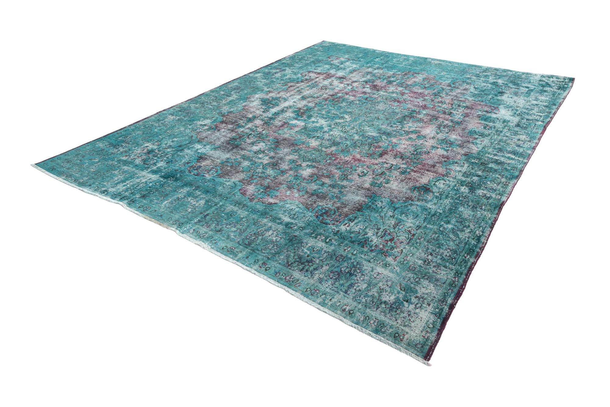 9' 7 x 12' 6 Vintage Royal Wool Rug