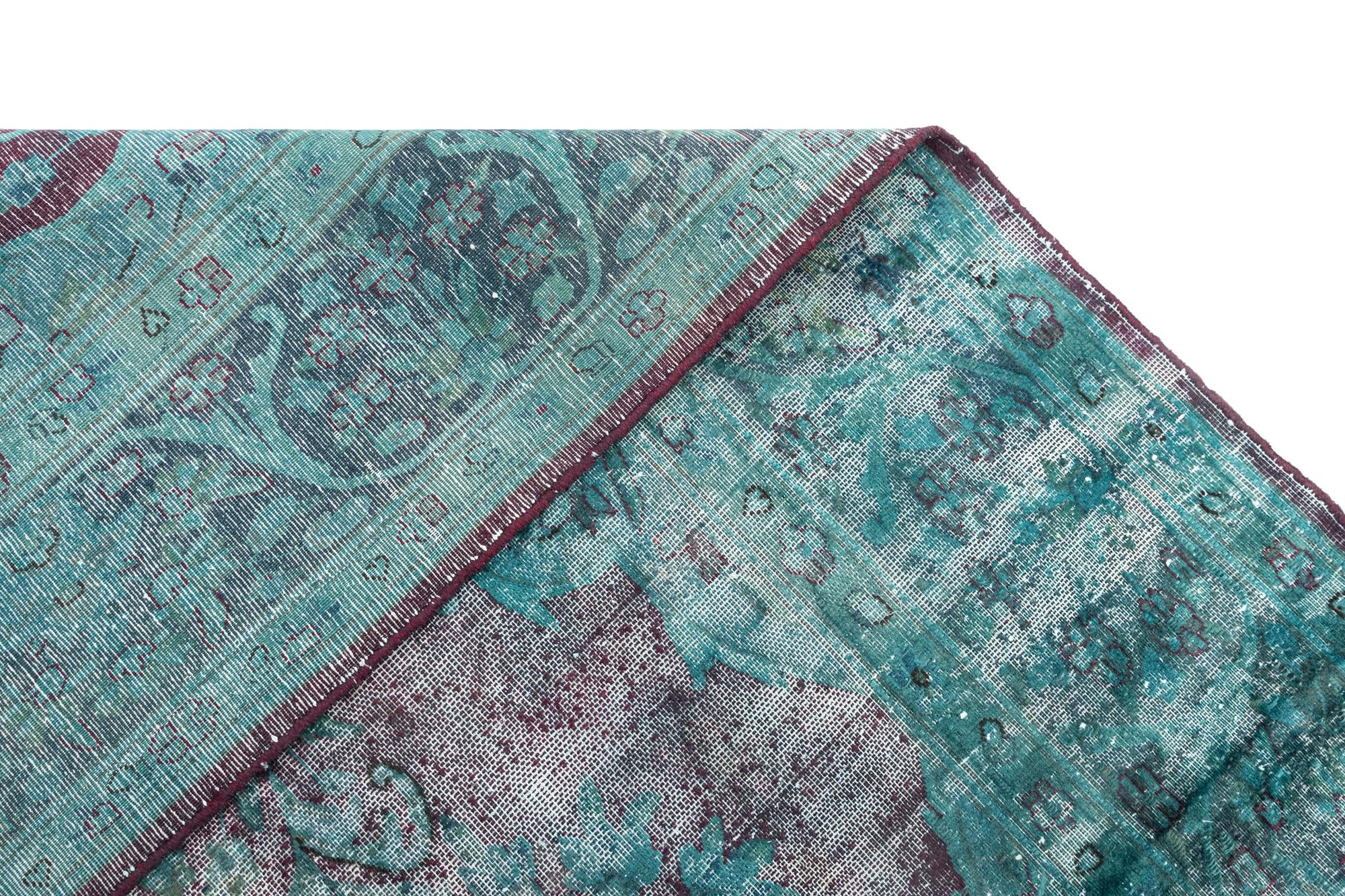 9' 7 x 12' 6 Vintage Royal Wool Rug