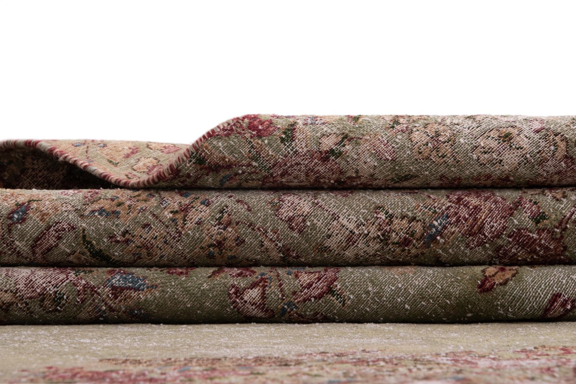 9' 1 x 13' 3 Vintage Royal Wool Rug