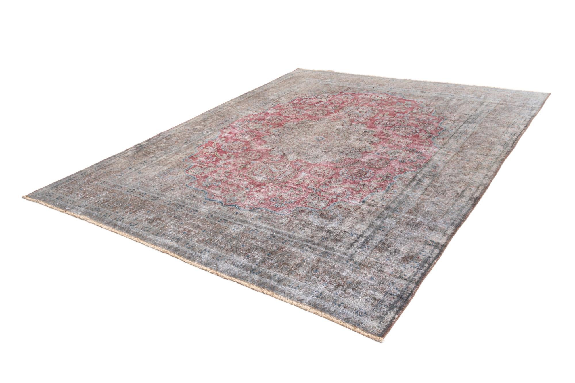 9' 6 x 12' 1 Vintage Royal Wool Rug