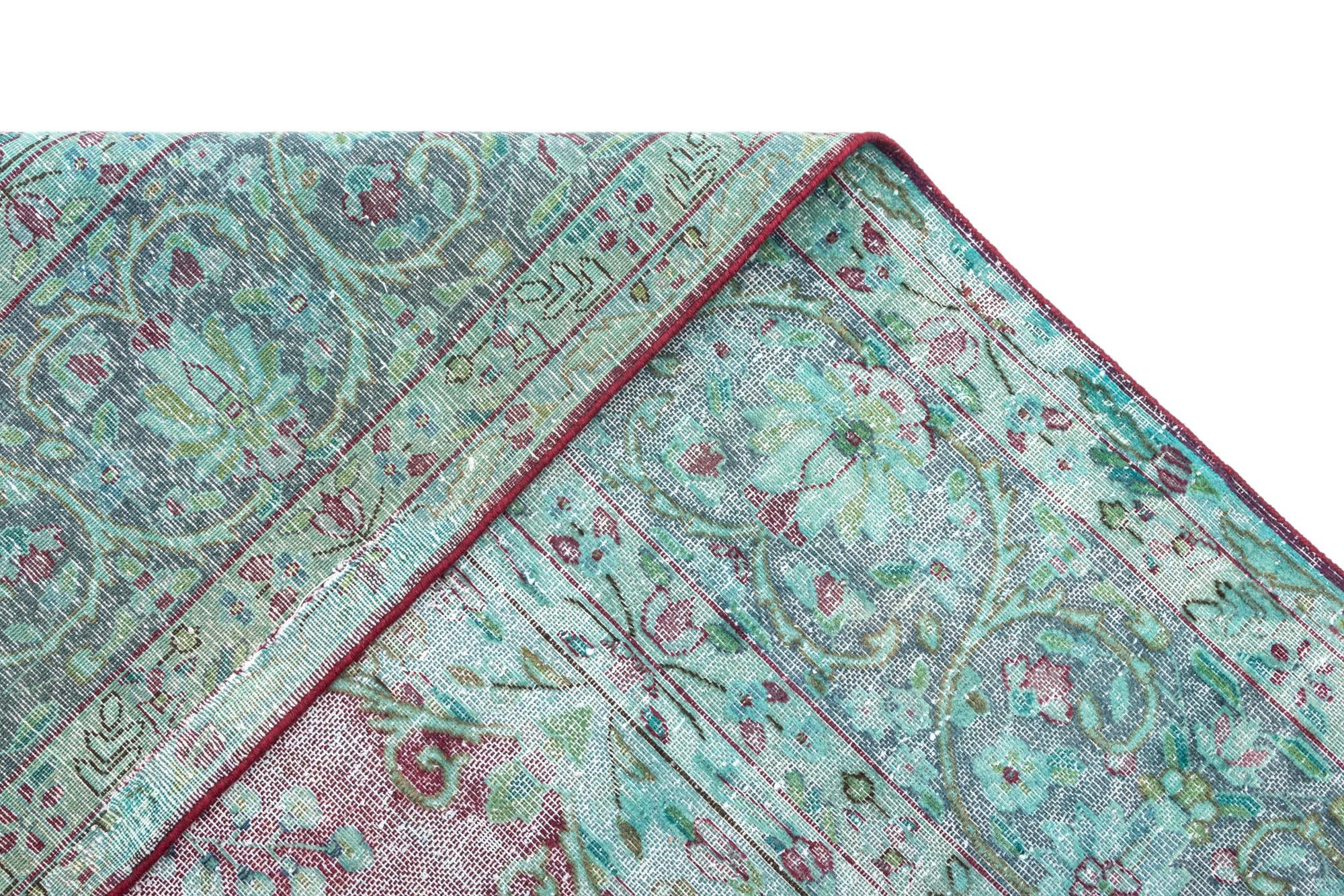 9' 7 x 12' 8 Vintage Royal Wool Rug