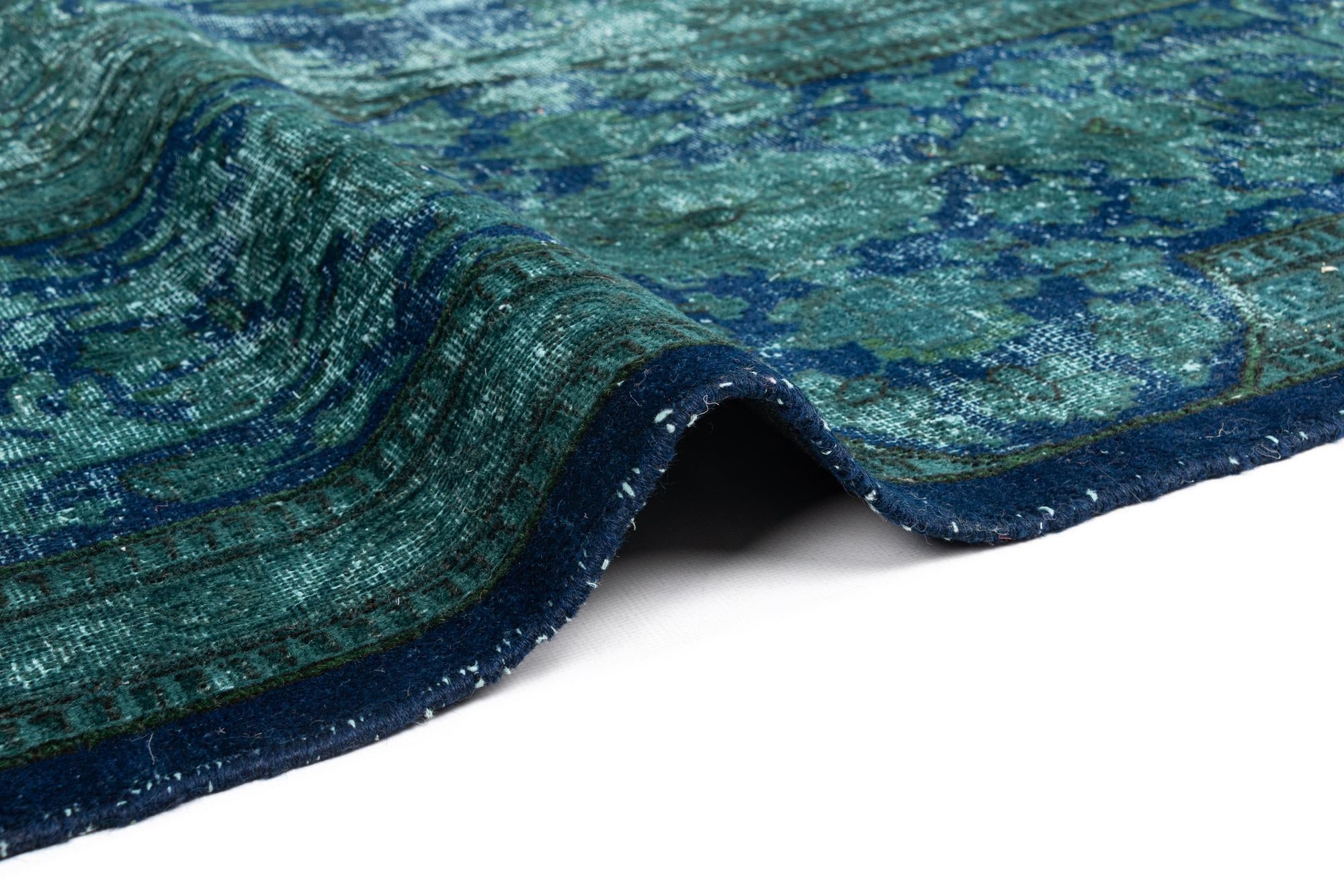 10' x 13' 3 Vintage Royal Wool Rug