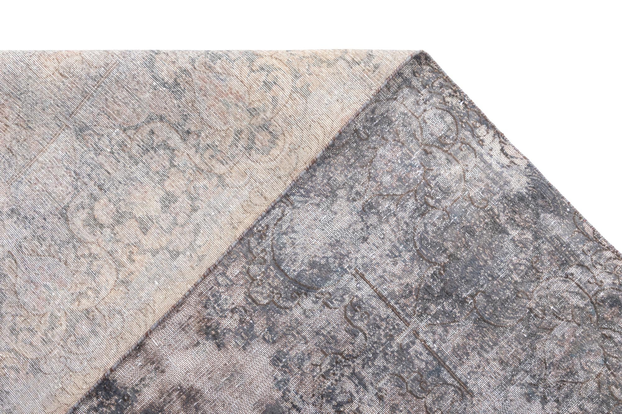 9' 10 x 12' 9 Vintage Royal Wool Rug