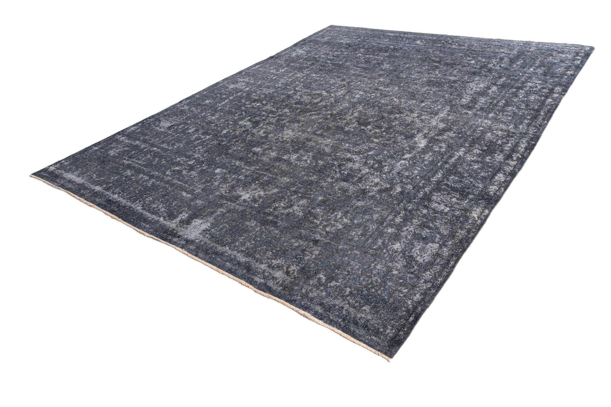 9' 8 x 13' 5 Vintage Royal Wool Rug