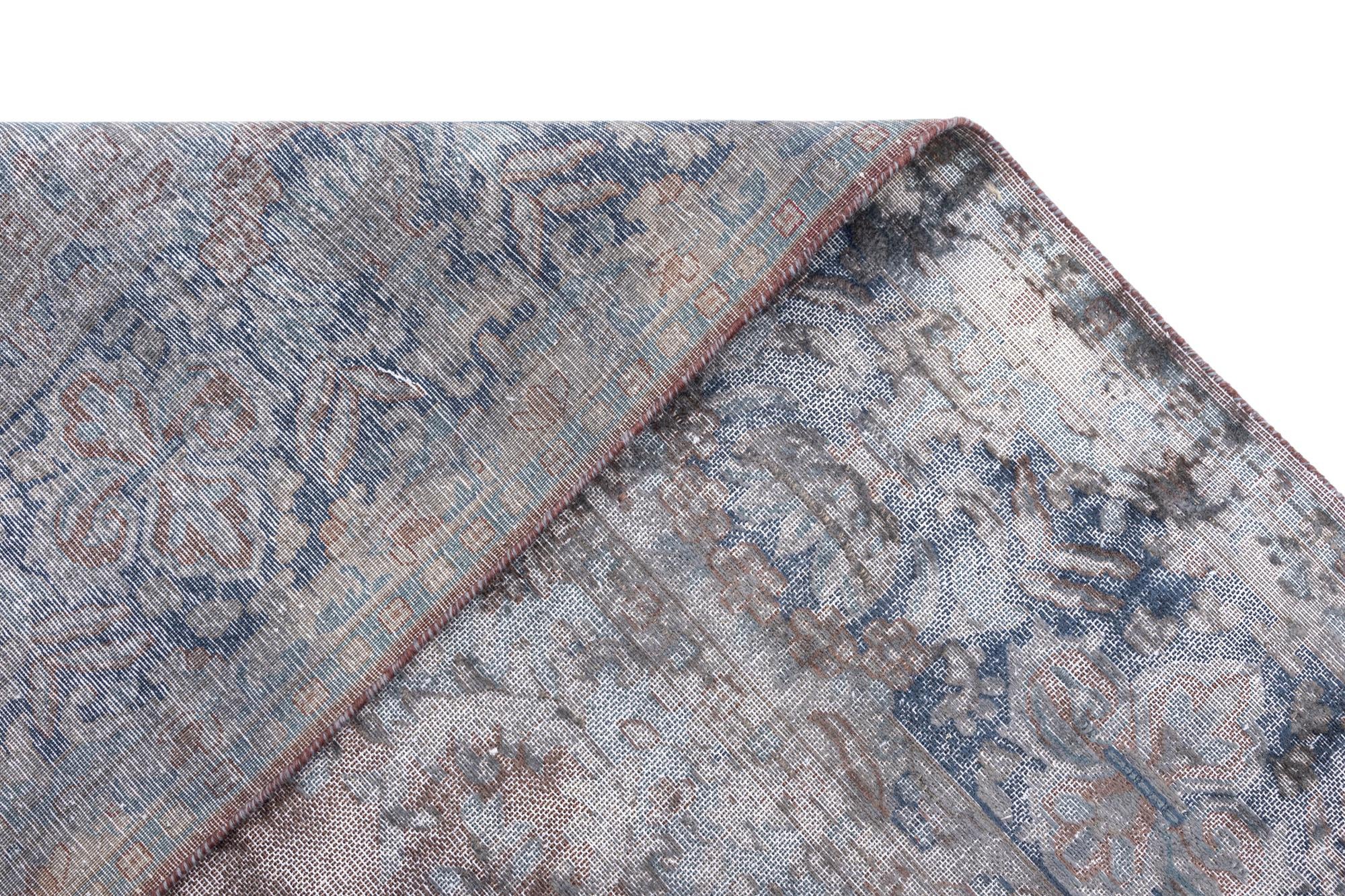9' 5 x 12' 8 Vintage Royal Wool Rug