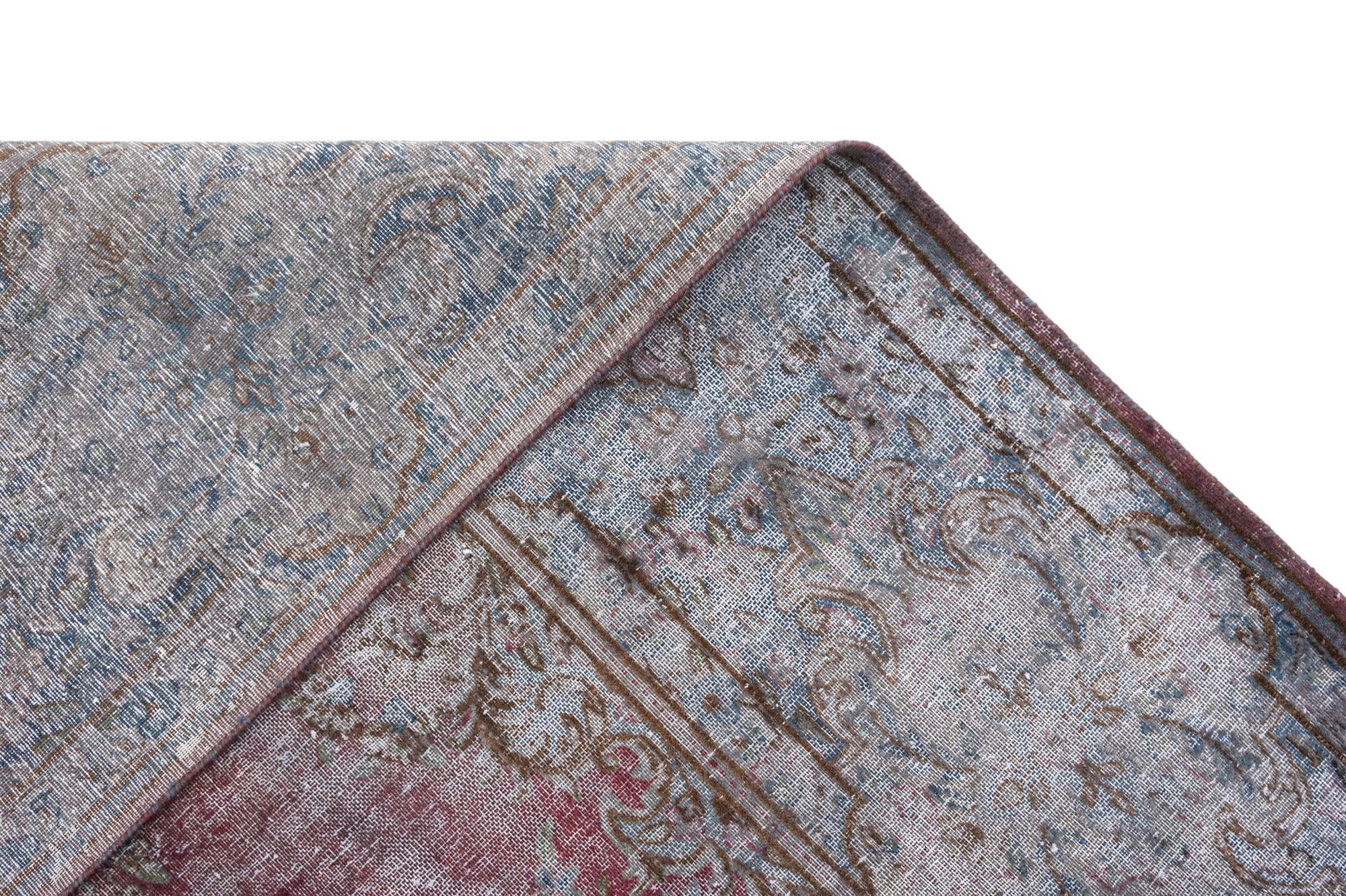 9' 8 x 12' 4 Vintage Royal Wool Rug