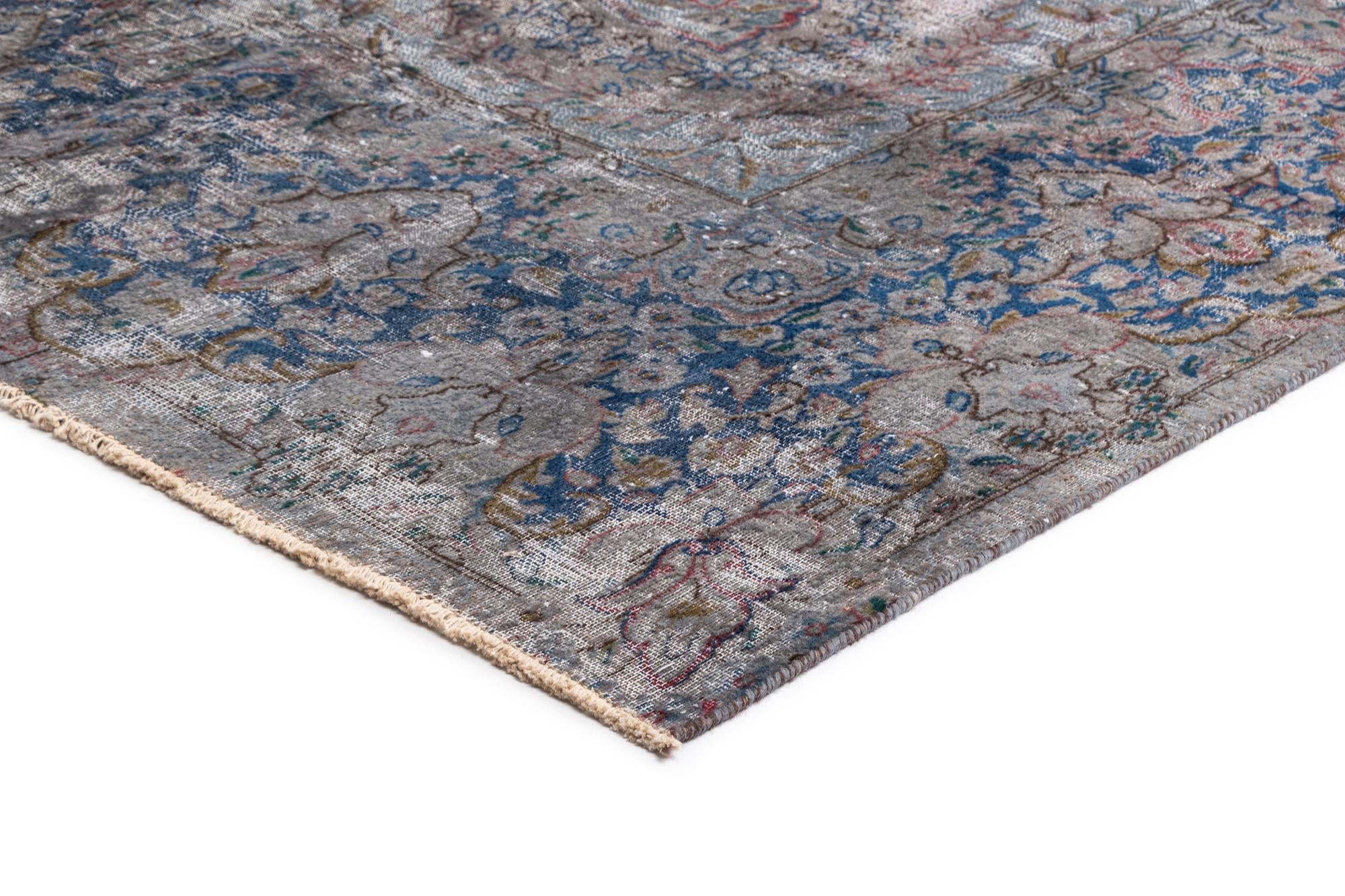9' 6 x 13' 8 Vintage Royal Wool Rug