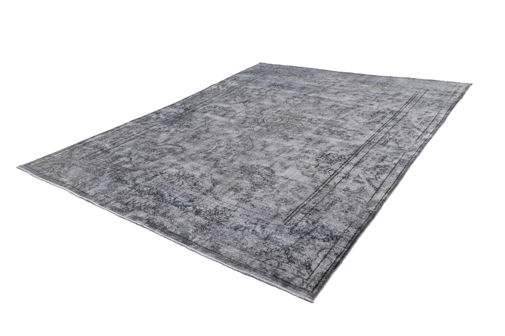 10' 4 x 13' 8 Vintage Royal Wool Rug
