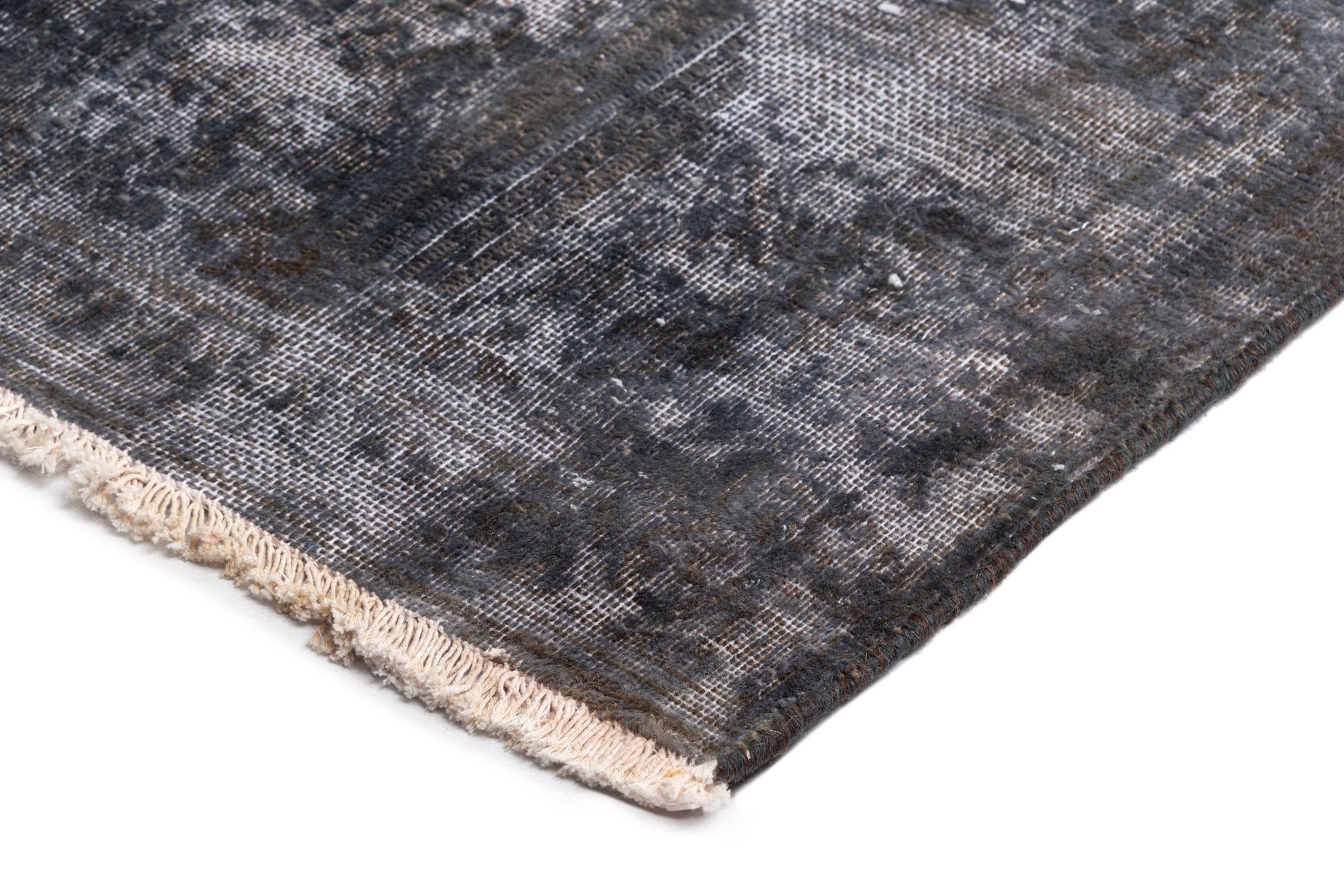 9' 7 x 12' 10 Vintage Royal Wool Rug