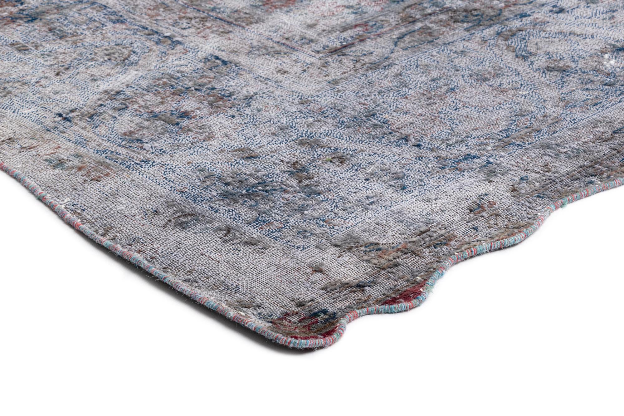 9' 10 x 13' 2 Vintage Royal Wool Rug