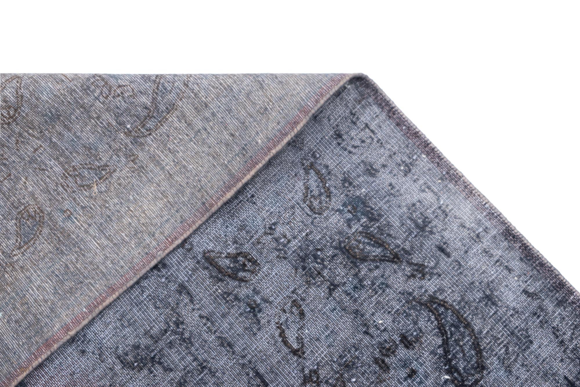 9' 8 x 13' Vintage Royal Wool Rug