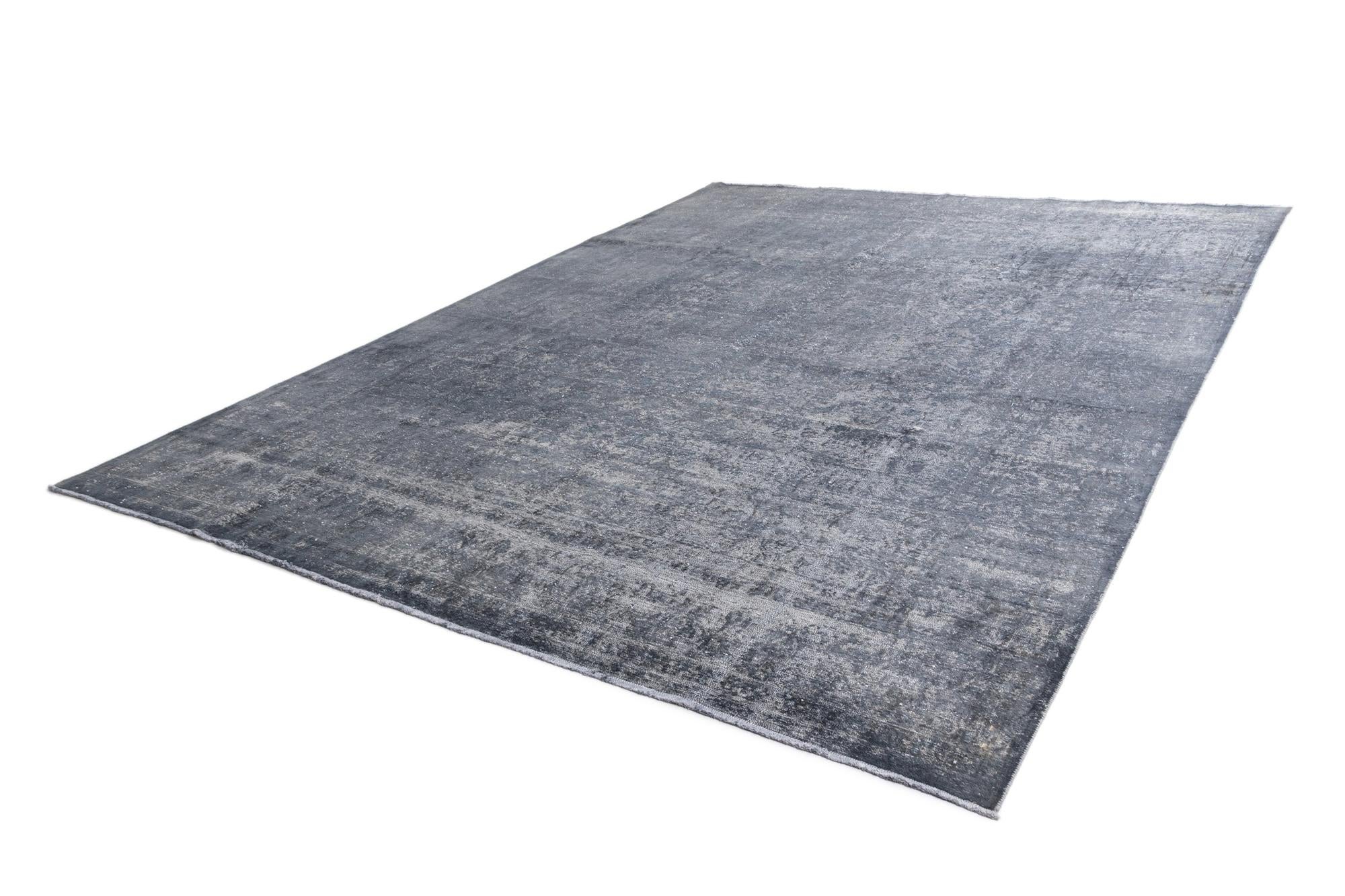 9' 7 x 12' 8 Vintage Royal Wool Rug