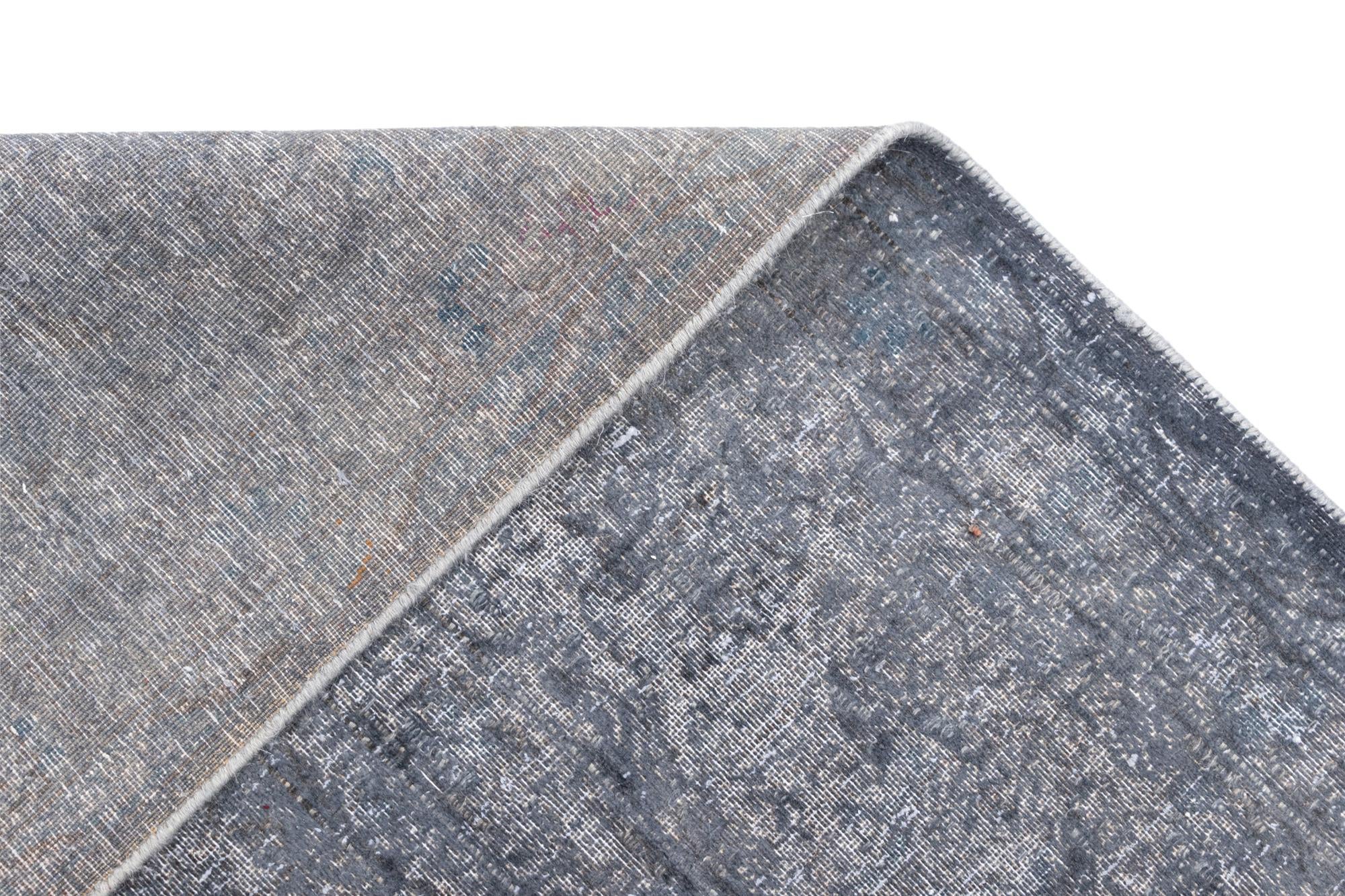 9' 7 x 12' 8 Vintage Royal Wool Rug
