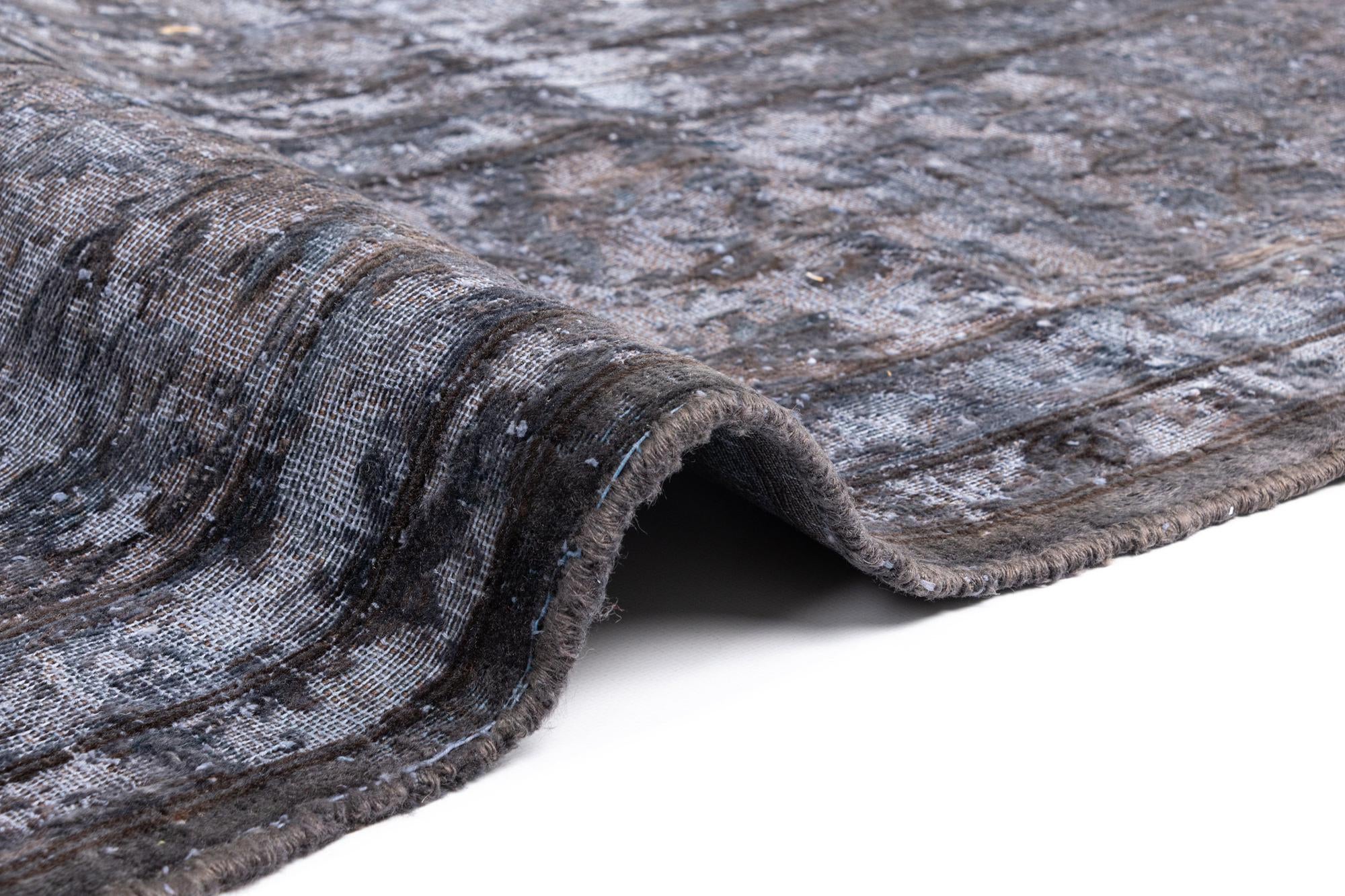 9' 9 x 12' 6 Vintage Royal Wool Rug