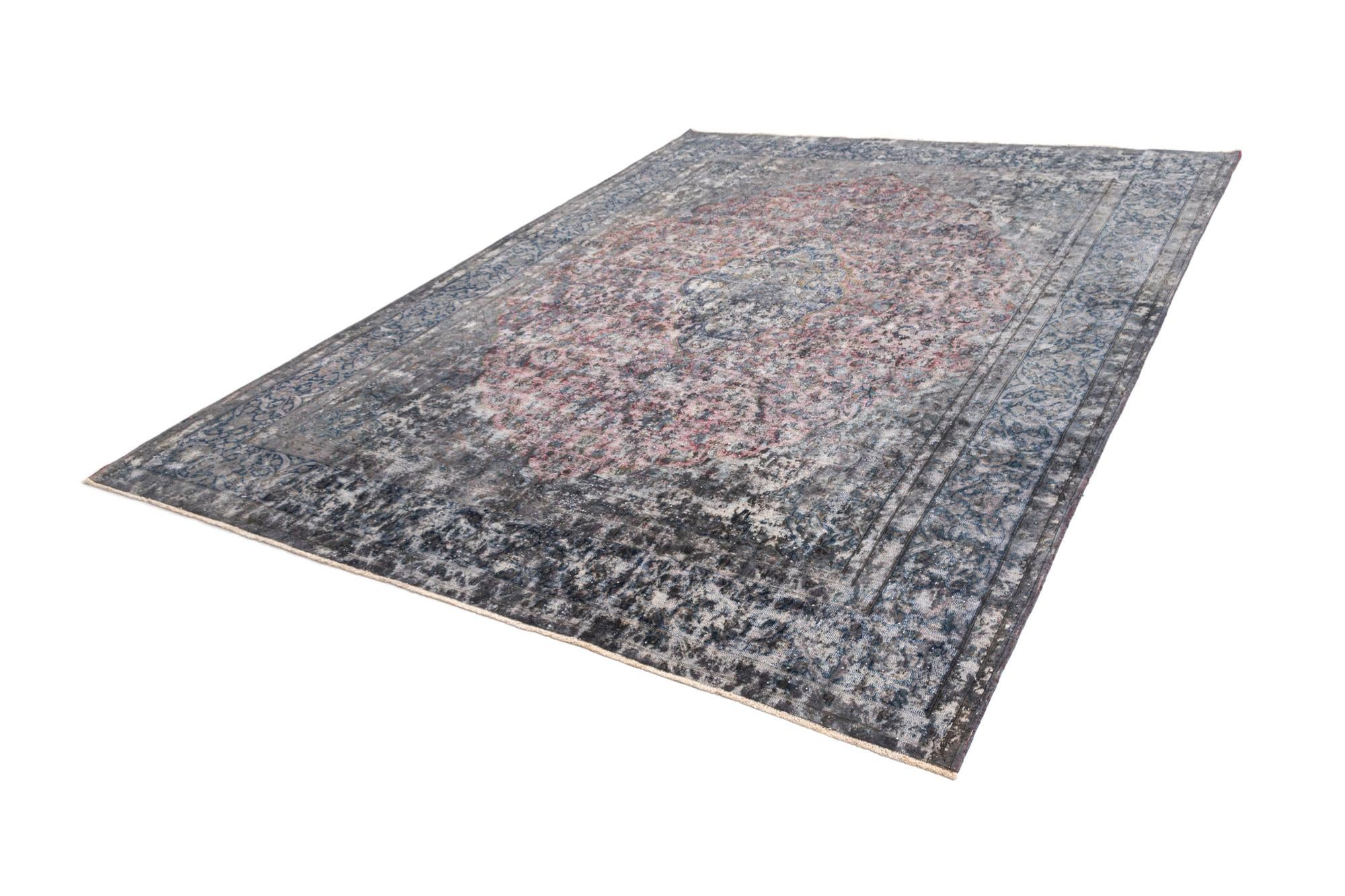 9' 10 x 12' 6 Vintage Royal Wool Rug