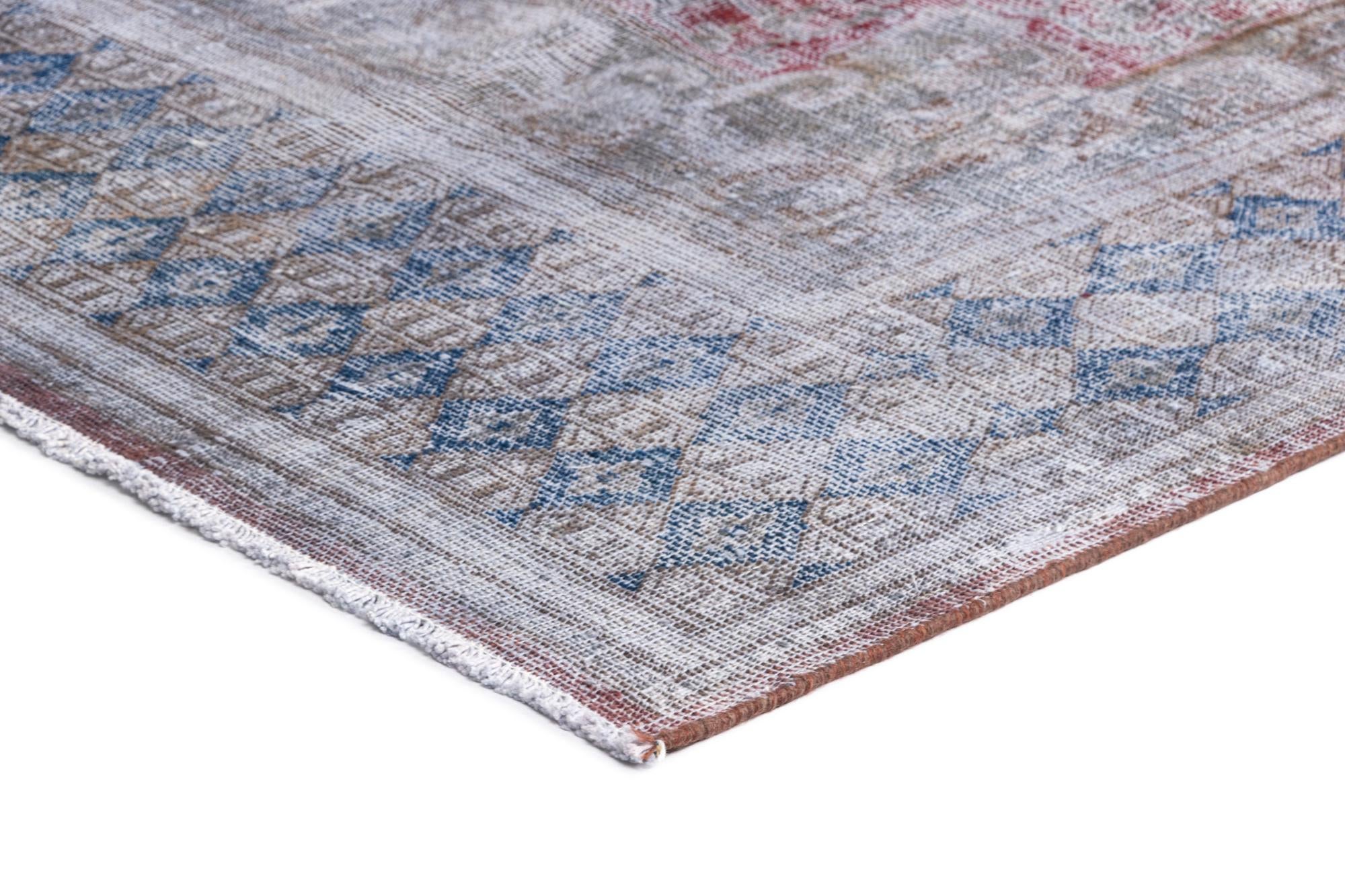 7' 9 x 10' 6 Vintage Royal Wool Rug