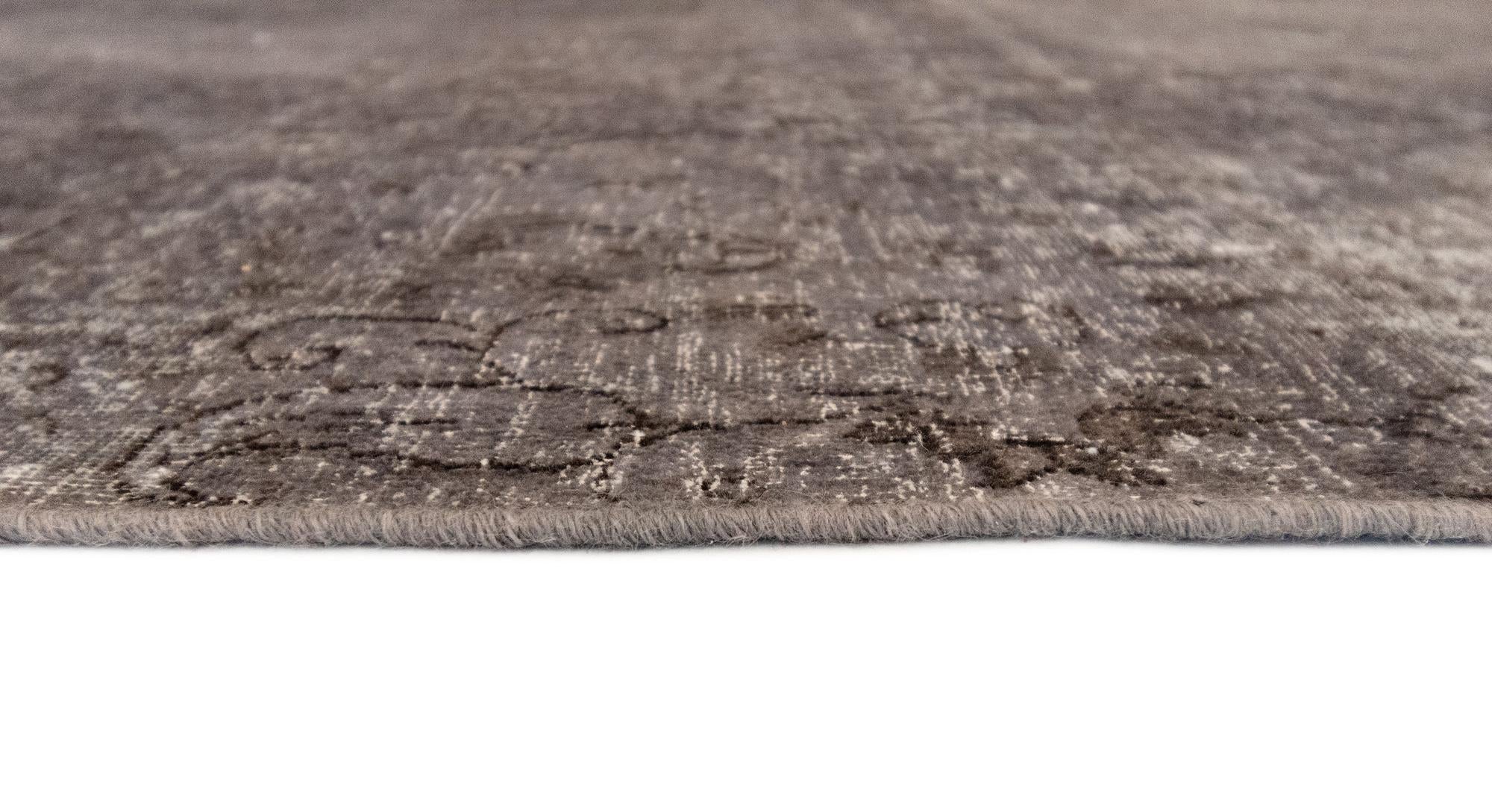 9' 7 x 13' 1 Vintage Royal Wool Rug