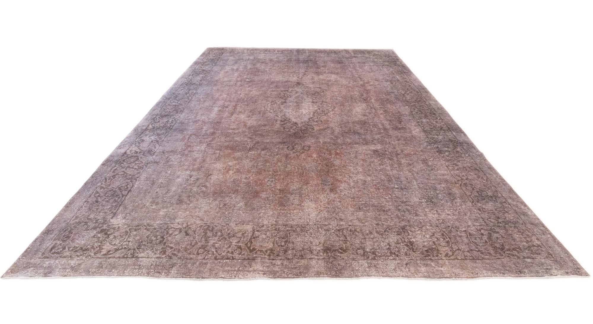 9' 4 x 13' 3 Vintage Royal Wool Rug