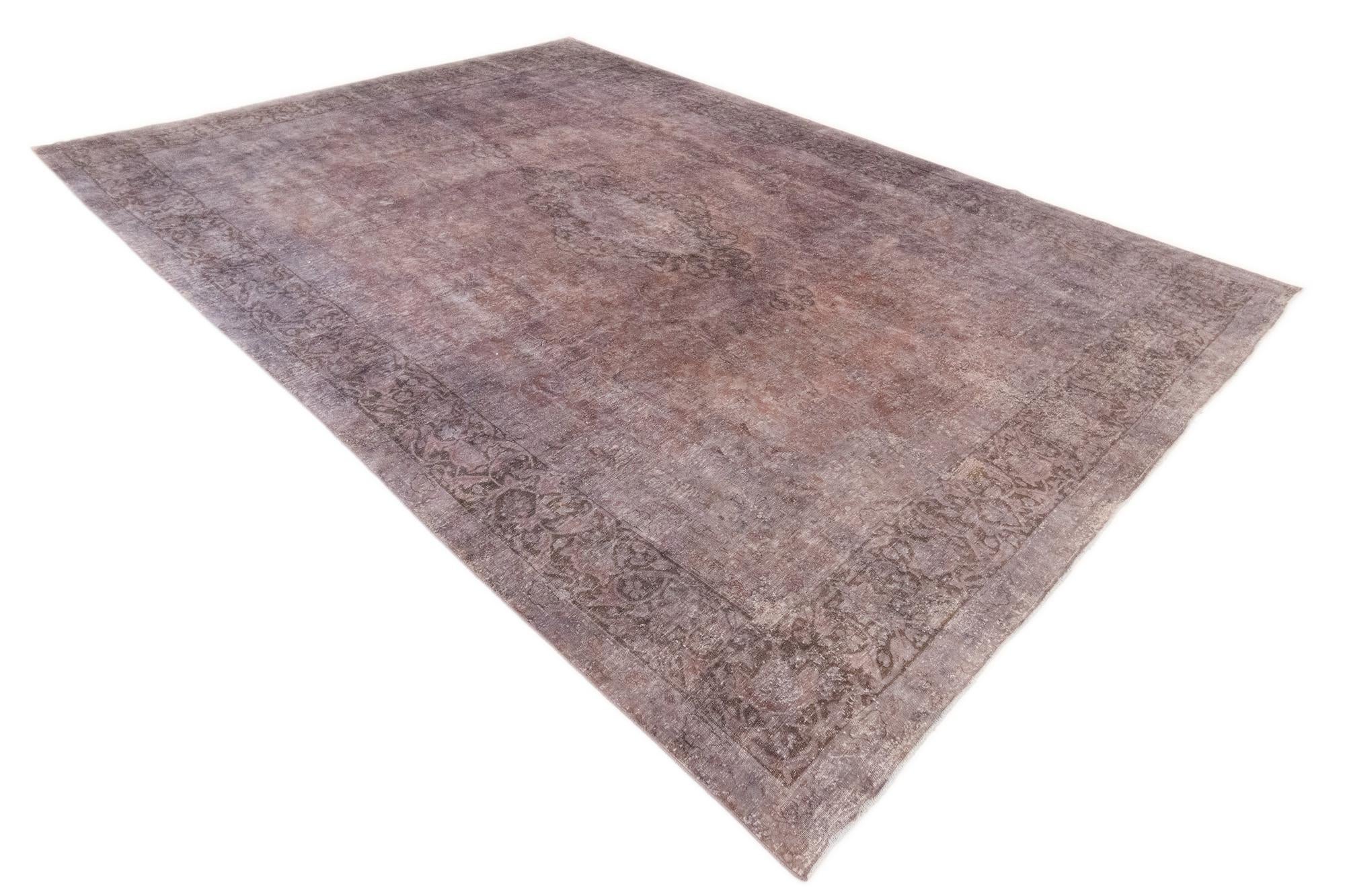 9' 4 x 13' 3 Vintage Royal Wool Rug