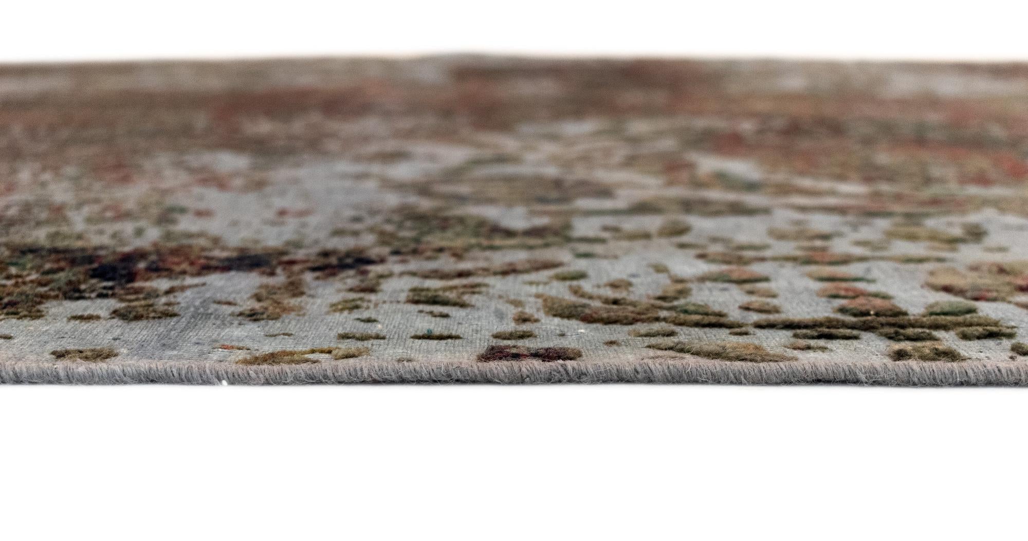 6' 3 x 9' 8 Vintage Royal Wool Rug