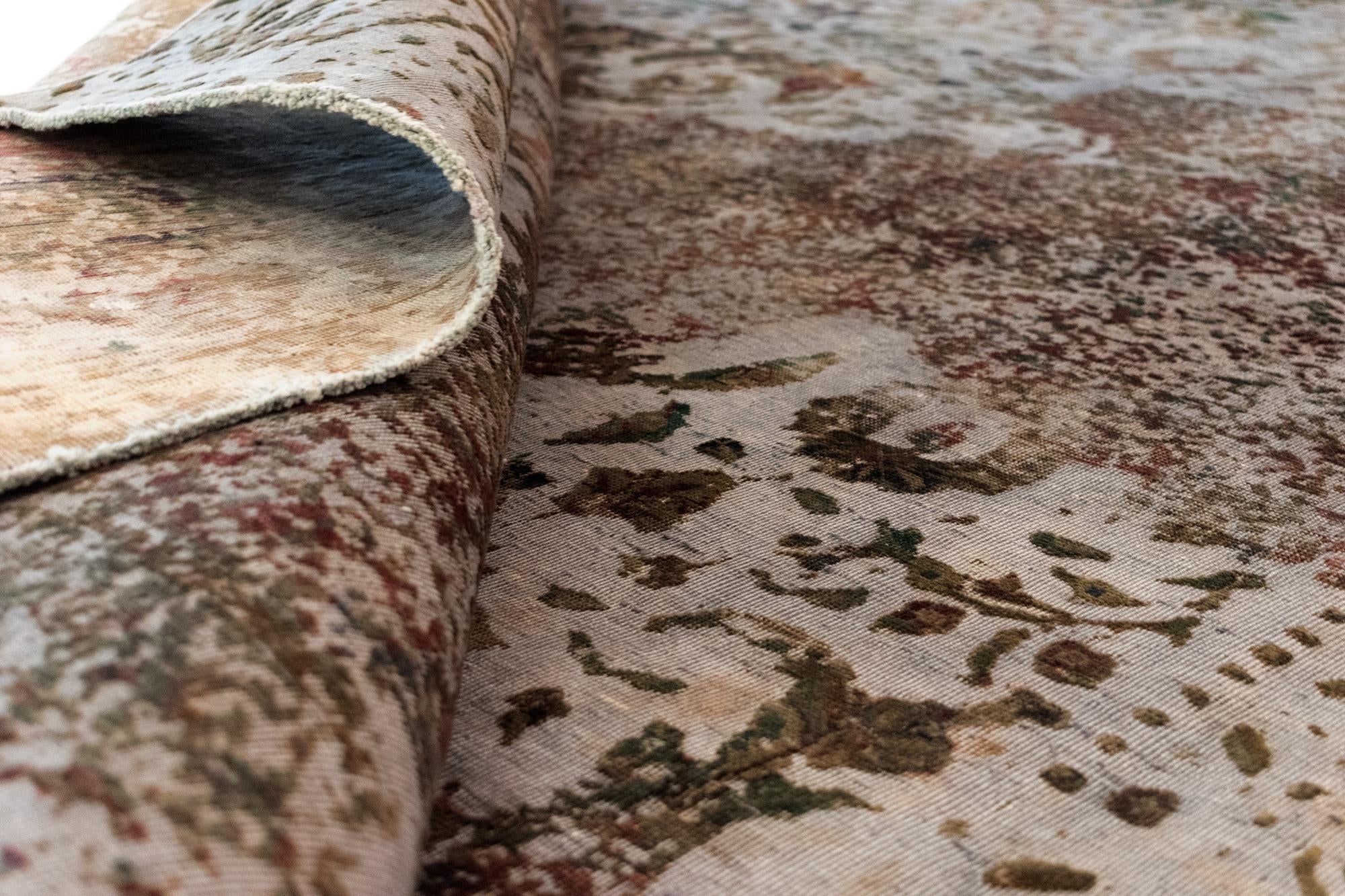6' 3 x 9' 8 Vintage Royal Wool Rug