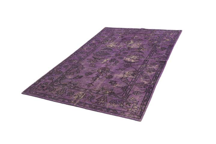 4' 11 x 8' Vintage Rug