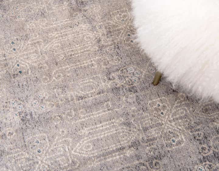 3' 3 x 5' 3 Viola Rug