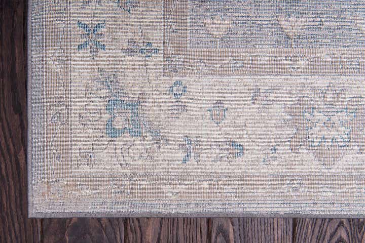 10' x 13' Viola Rug