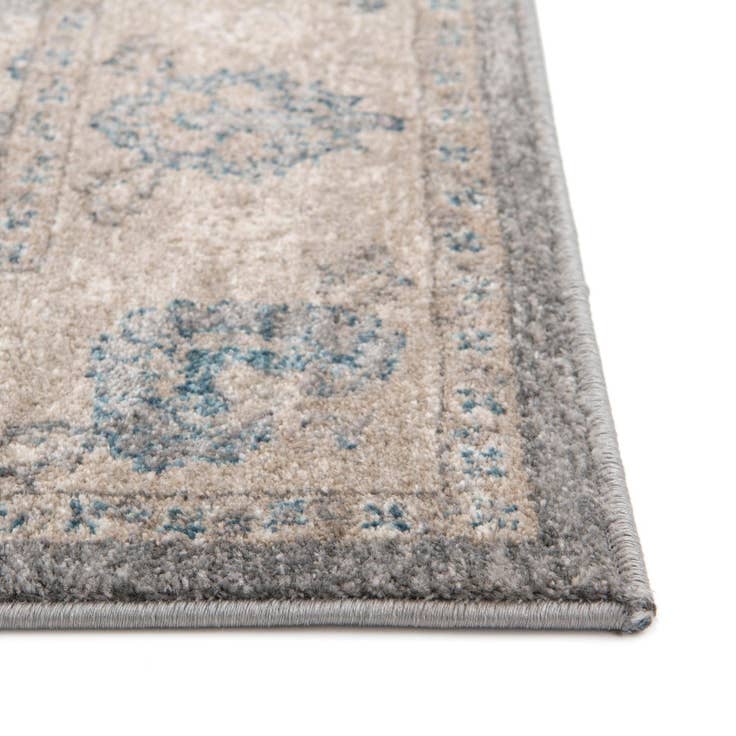 Detail image of 6' x 9' Viola Rug