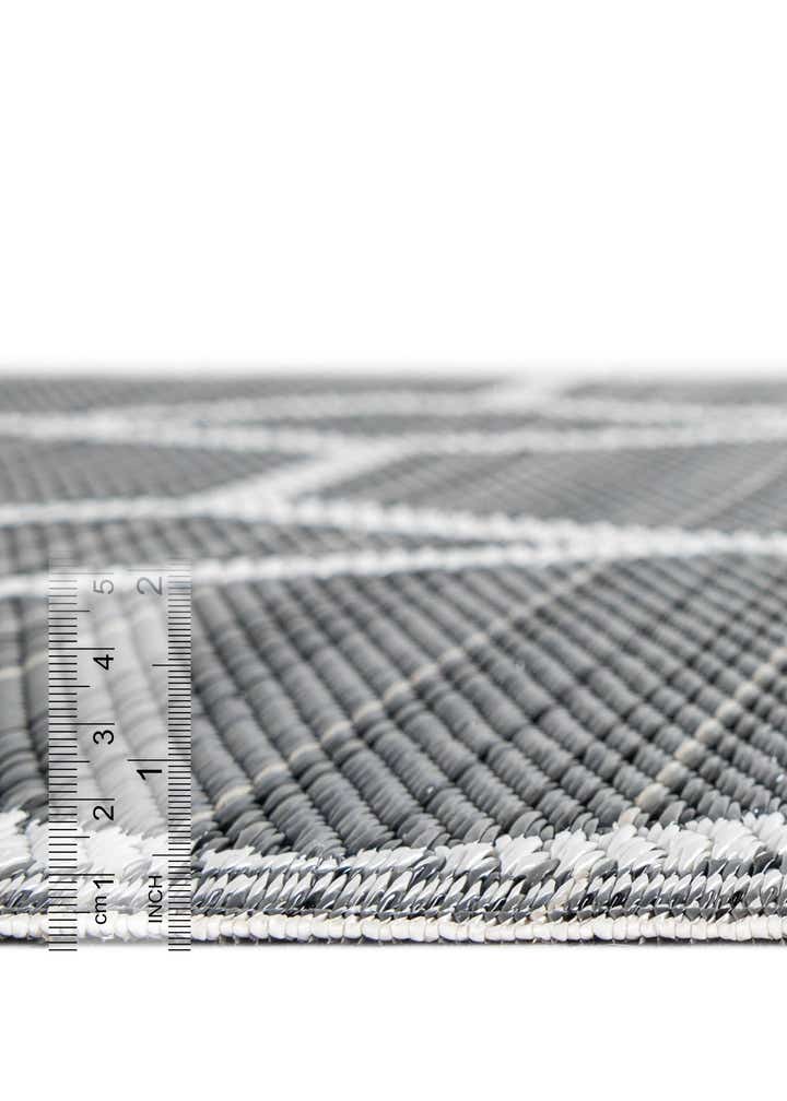 5' x 8' Easy-Clean Vista Breeze Indoor / Outdoor Rug