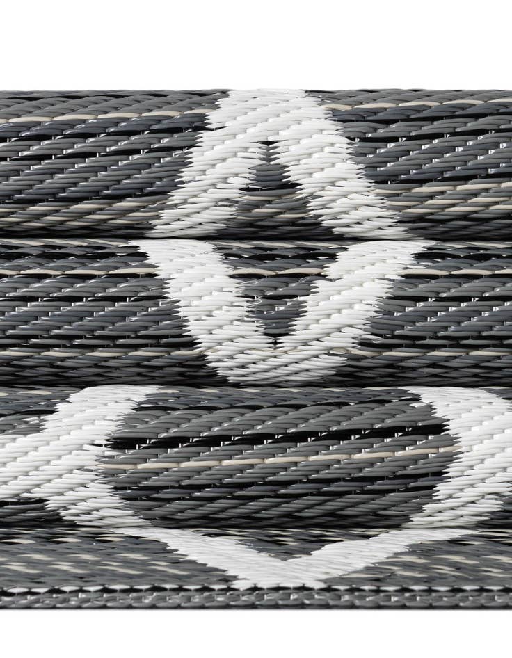 Detail image of 4' x 6' Easy-Clean Vista Breeze Indoor / Outdoor Rug