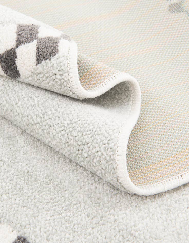 Detail image of 7' 10 x 10' Racecar Whimsy Kids Rug