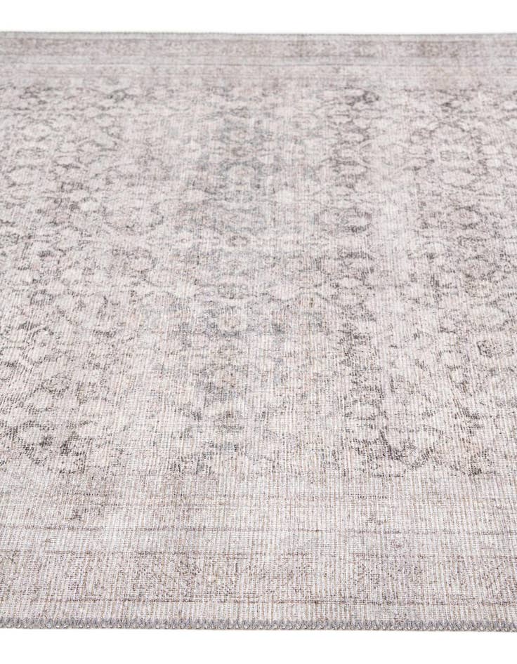 Detail image of 4' x 5' 10 Yara Rug