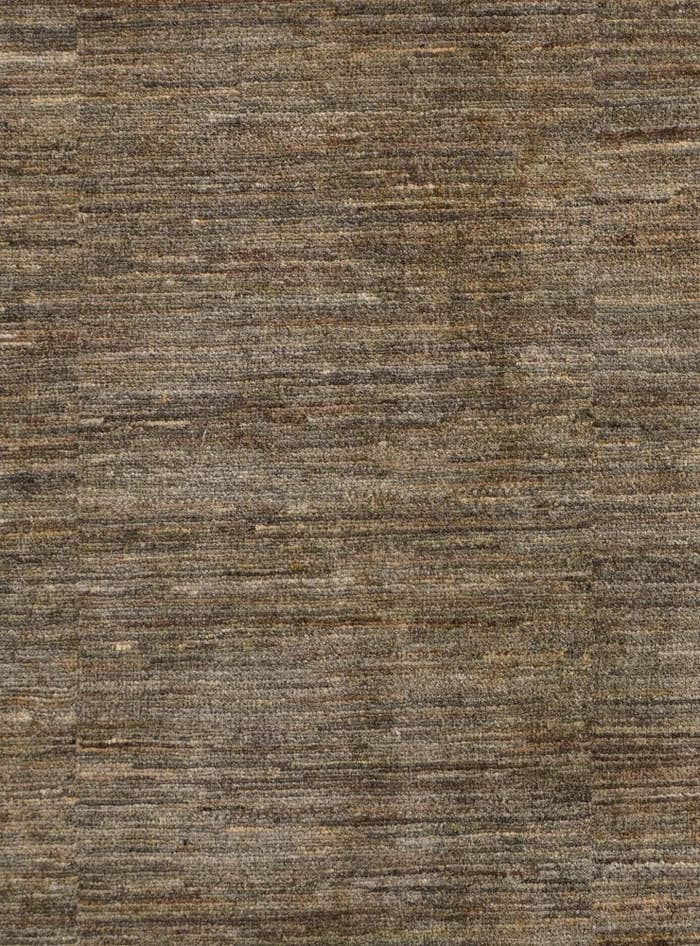 Detail image of 4' 1 x 5' 7 Hand Knotted Ziegler Modern Rug