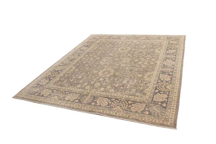 7' 10 x 9' 3 Ziegler Rug