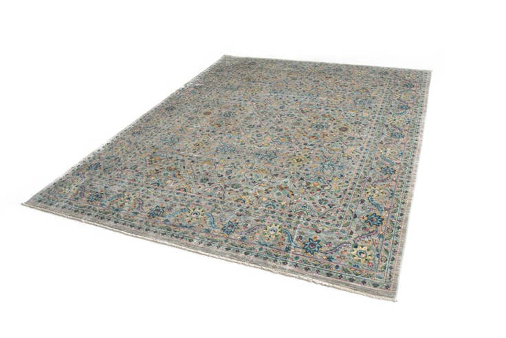 Detail image of 7' 10 x 9' 11 Hand Knotted Ziegler Rug