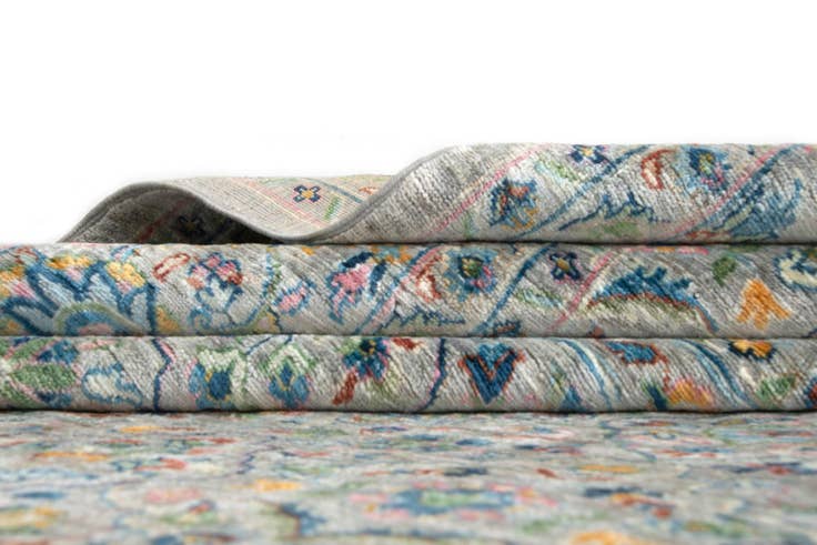 Detail image of 7' 10 x 9' 11 Hand Knotted Ziegler Rug