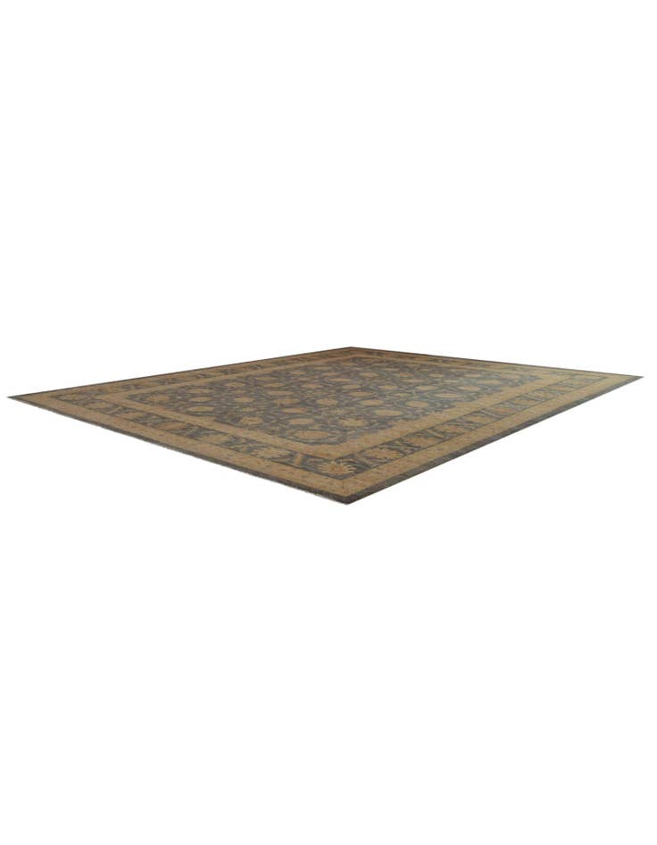 Detail image of 13' 7 x 16' 6 Hand Knotted Ziegler Oriental Rug