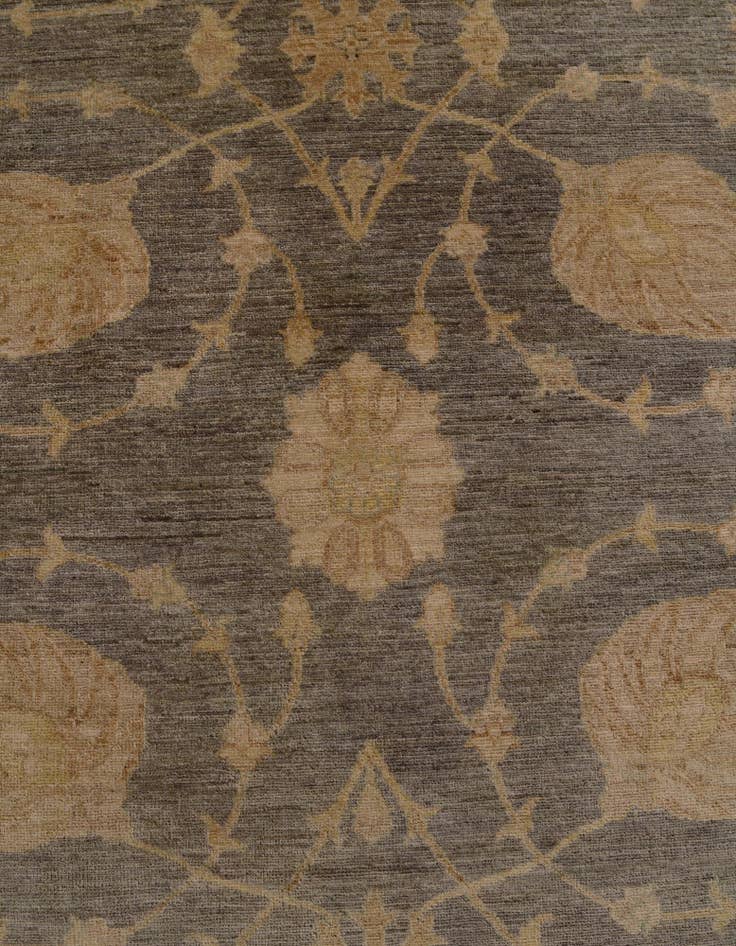 Detail image of 13' 7 x 16' 6 Hand Knotted Ziegler Oriental Rug