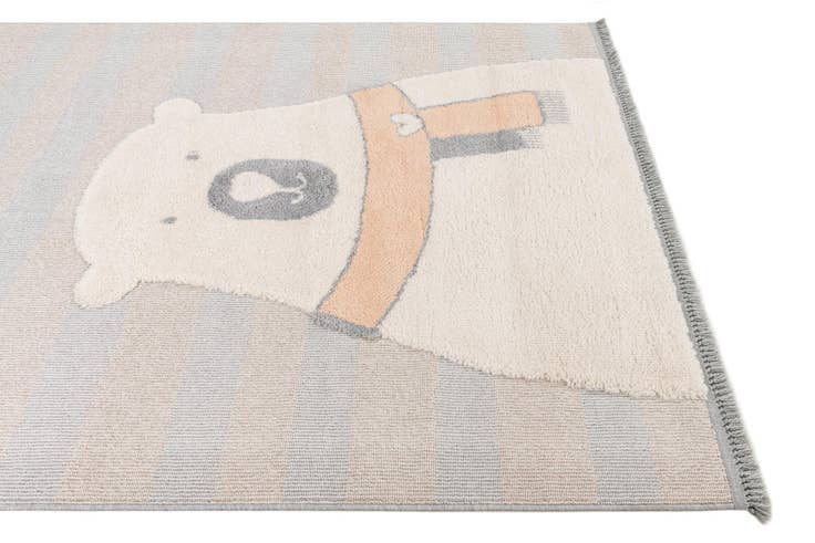 Detail image of 5' 2 x 7' 9 Zoey Rug