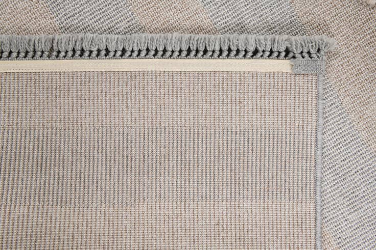 Detail image of 5' 2 x 7' 9 Zoey Rug