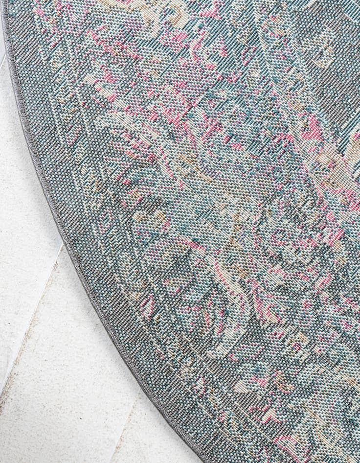 Detail image of 6' x 6' Aria Round Rug